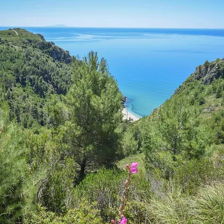 Beautiful In Feriehus Sperlonga